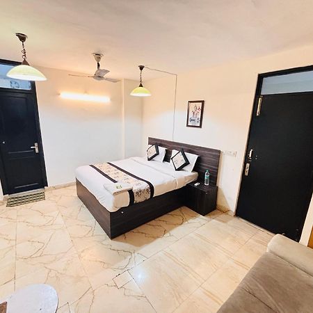 Hauz Khas Villa Нью-Делі Екстер'єр фото