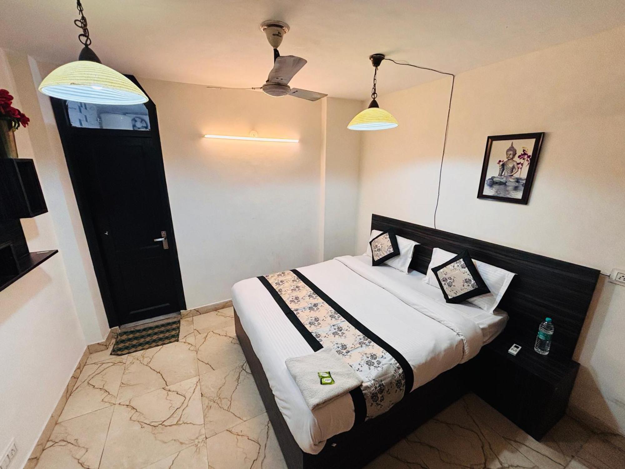 Hauz Khas Villa Нью-Делі Екстер'єр фото